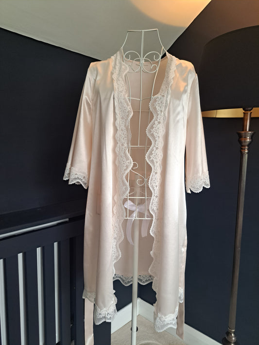 Personalised Dusty Pink Satin and Lace Robes – Perfect for Brides, Bridesmaids & Debs